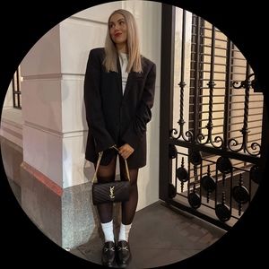 Meet your Posher, Holly